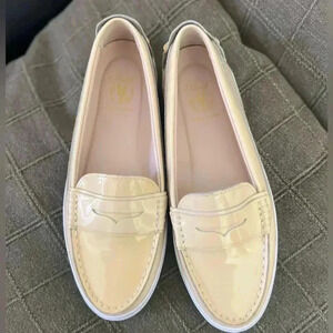 Cole Haan Pinch Weekender Loafers Flats Shoes Womens 7 1/2 Beige Patent Leather
